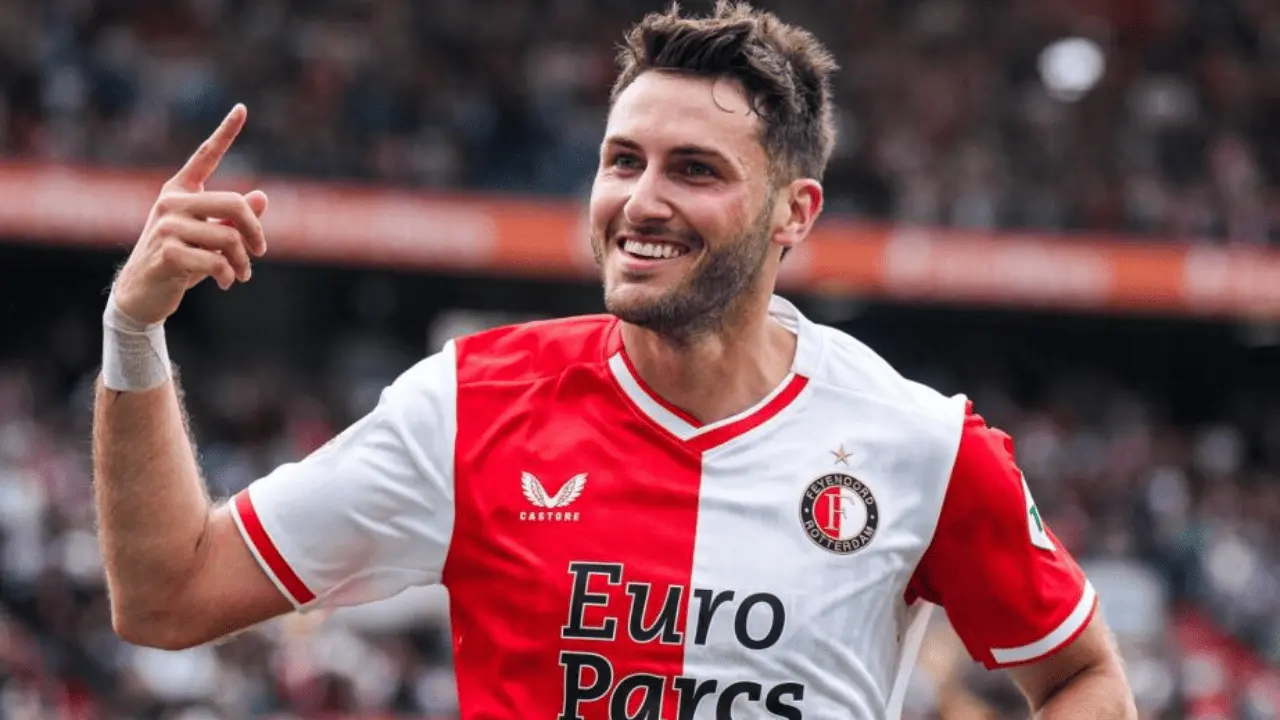 ¿A qué hora y dónde ver a Santi Giménez en la Champions League?