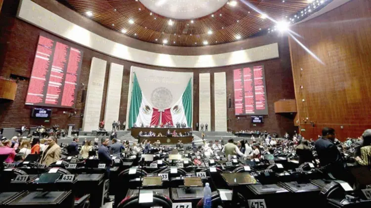 Diputados durante la sesión de este martes 7 de noviembre. (Foto: Especial/EXPRESO)