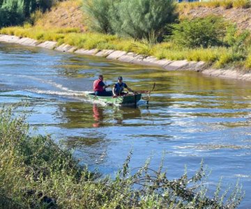 Continúa búsqueda de joven conductor que cayó al canal Las Pilas