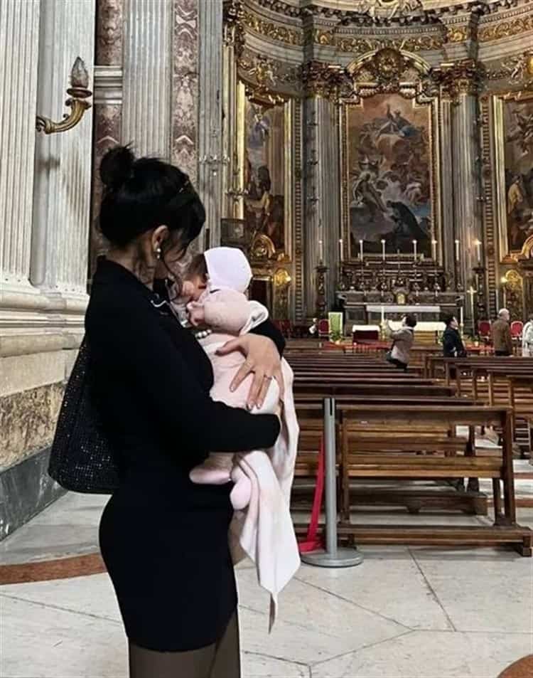 Nodal y Cazzu disfrutan de su amor y de su hija en Europa