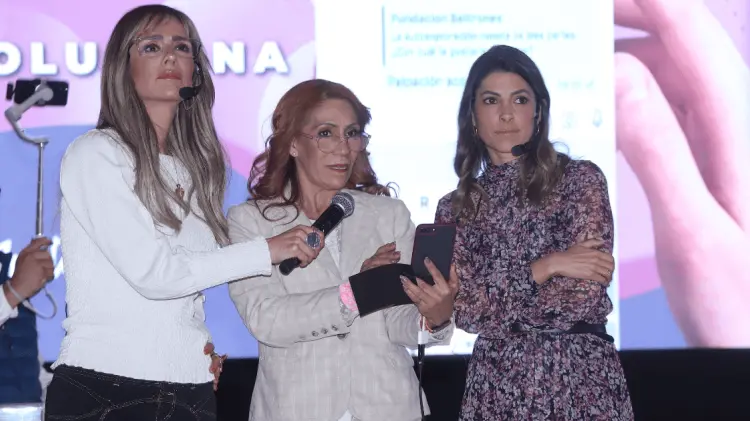 Sylvana Beltrones presentó la aplicación de Fundación Beltrones. (Foto: Jorge Flores/EXPRESO)