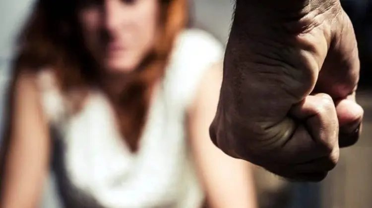 Violencia hacia la mujer (Foto: Especial / EXPRESO)
