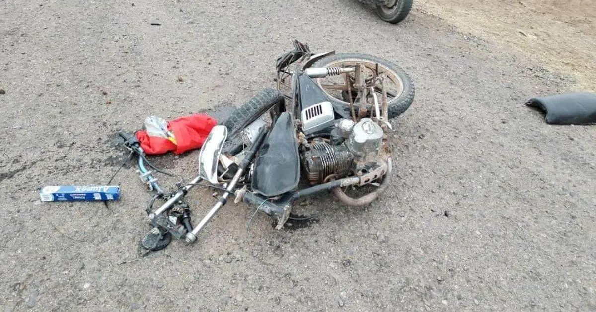 Accidente en moto deja dos lesionados de gravedad en Huatabampo