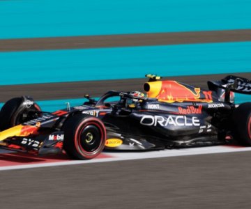 La penalización que dejó fuera de podio a Checo Pérez en GP de Abu Dhabi