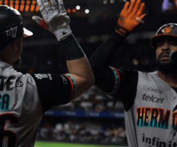 Naranjeros apalean a Tomateros en juego 1 del Clásico de la LMP en Culiacán