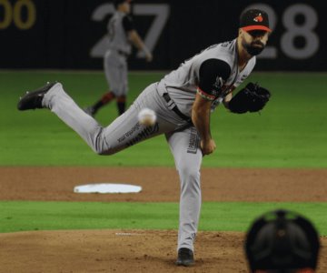 Tomateros responde e iguala la serie ante Naranjeros de Hermosillo