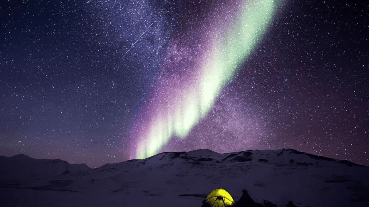 ¿Qués es la noche polar, fenómeno que ocurrirá esta noche?
