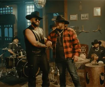 Lanza Carin León ALCH SI, tema en colaboración con Grupo Frontera