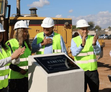 Colocan la primera piedra del Cluster Logístico Kinetec