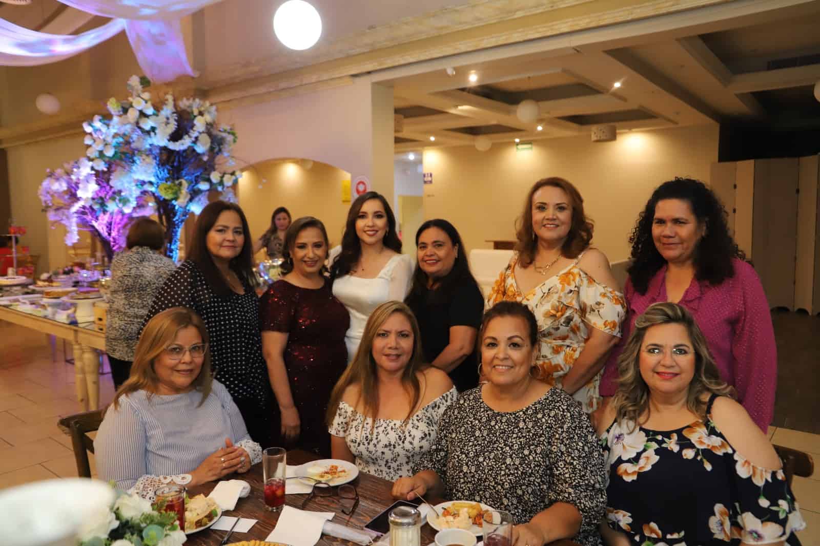 Marisela Trillas Ortiz despide su soltería