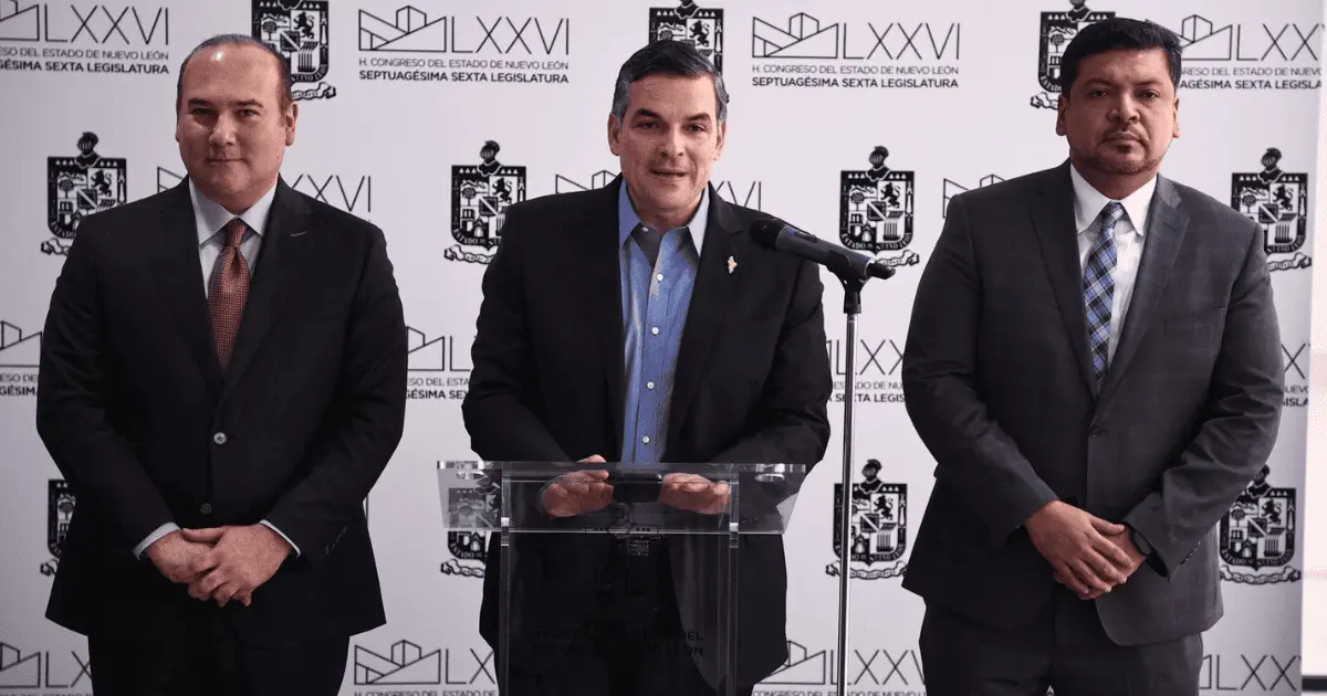 Luis Orozco ya no es más gobernador interino de Nuevo León