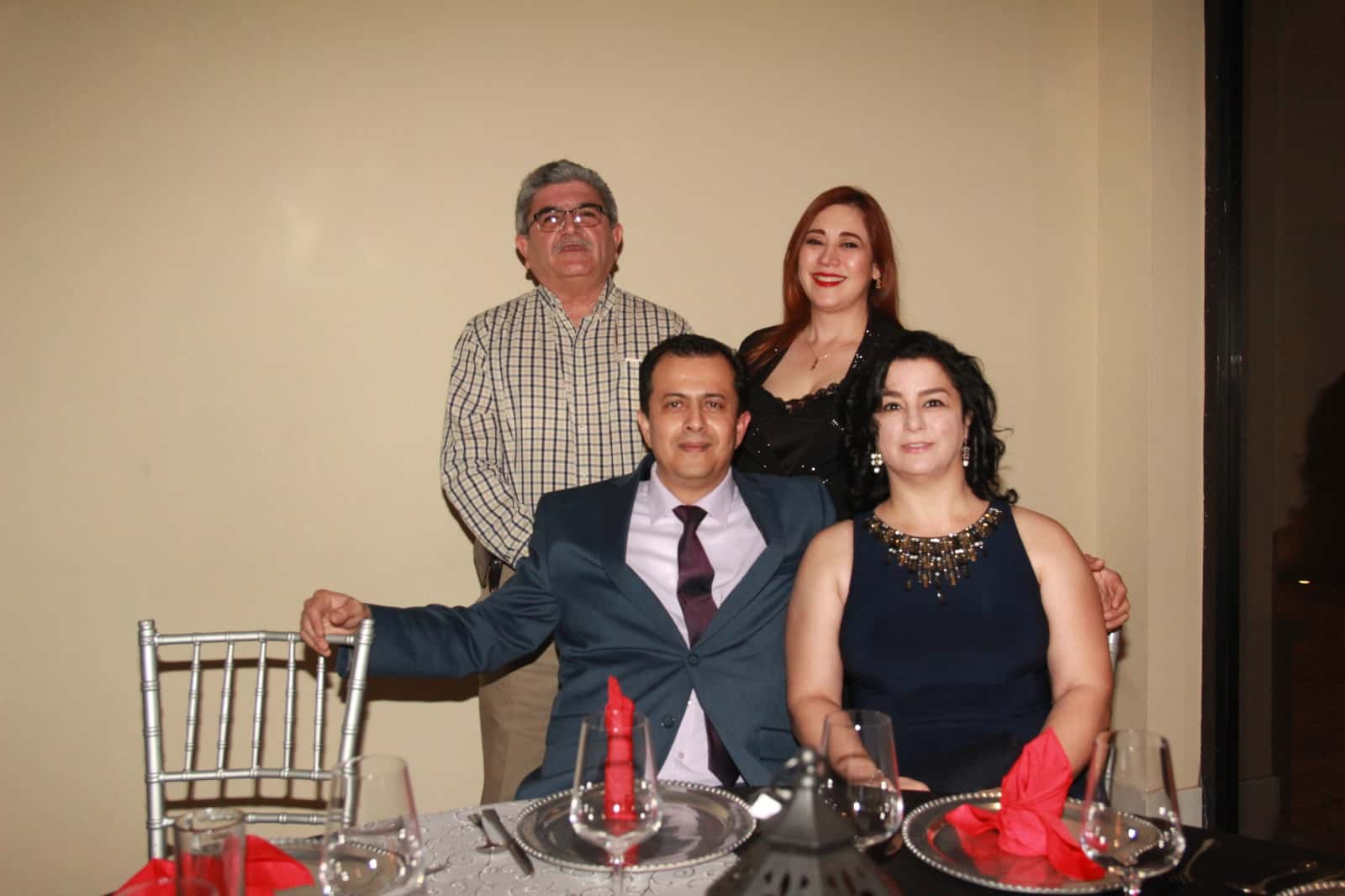 Celebran posada navideña La Sociedad Médica del Hospital San José