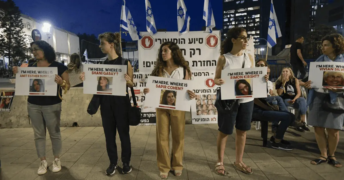 EU señala a Hamas de mantener mujeres secuestradas para silenciarlas