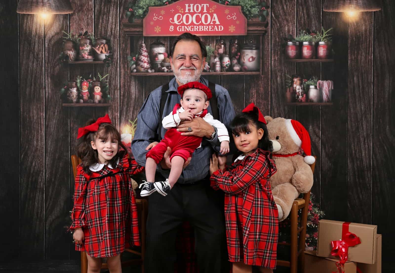 Sesión de fotos navideña celebran la magia de la navidad