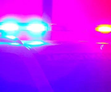 Detienen a hombre por amenazar con arma de fuego a su expareja