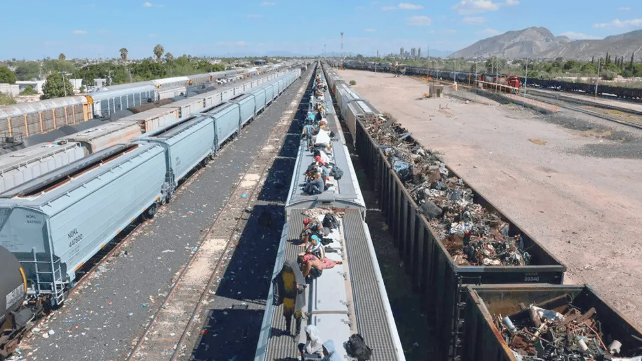 Aumento de migrantes dificulta reabrir el paso ferroviario MEX-EU