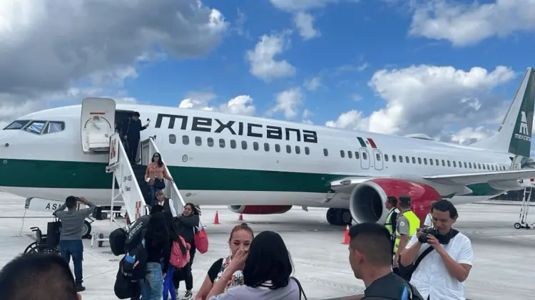 El vuelo de Mexicana tuvo complicaciones para llegar a Tulum. (Foto: Cortesía)