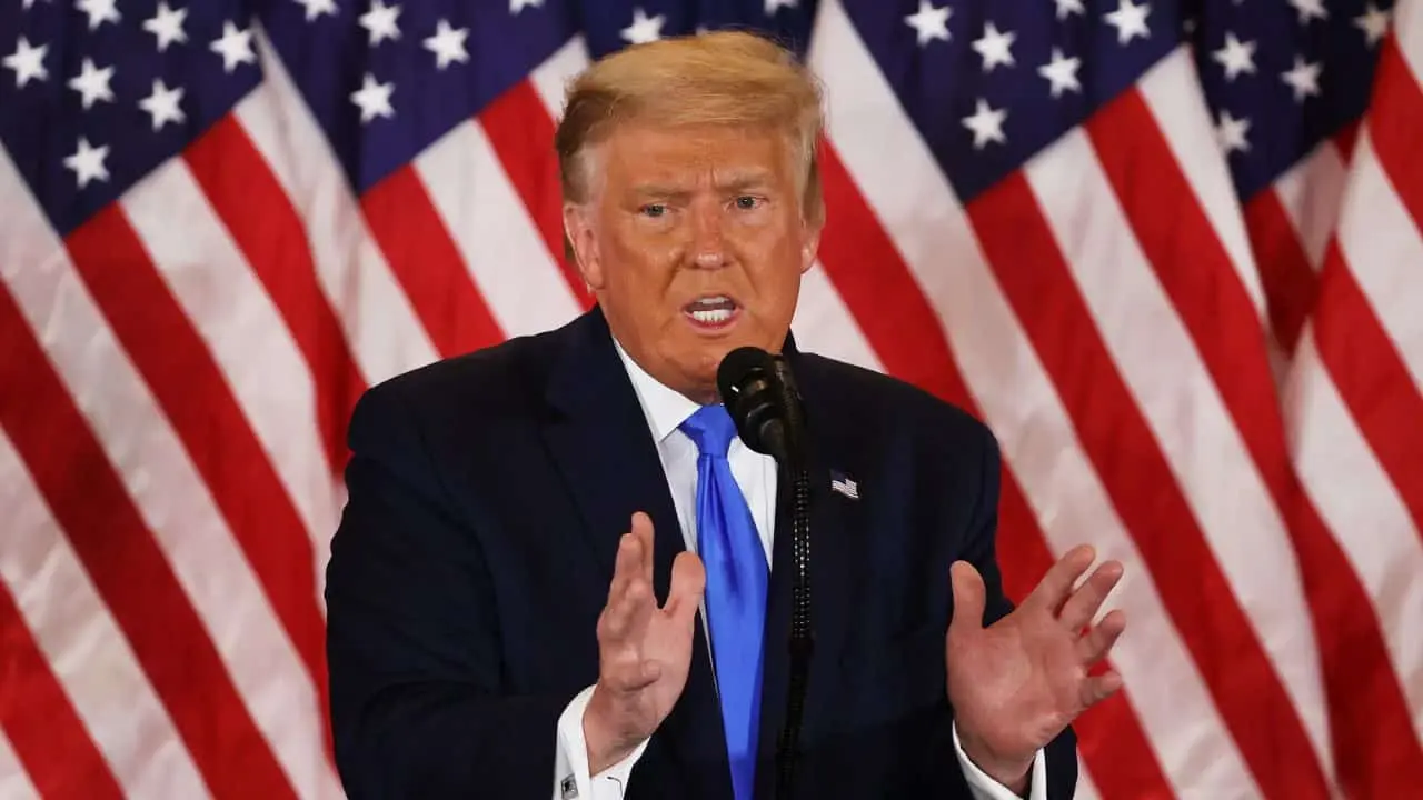 Aplicará Donald Trump aranceles de 10%, mínimo