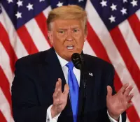 Aplicará Donald Trump aranceles de 10%, mínimo