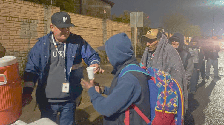 Unidad Municipal de Protección Civil brinda techo a personas sin hogar