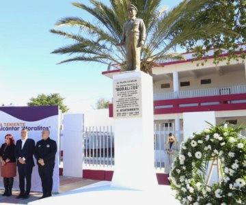 Rinden homenaje a Enrique Morales Alcantar, el teniente Moralitos