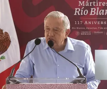Nueva promesa de AMLO: reforma a salarios mínimos y Afores