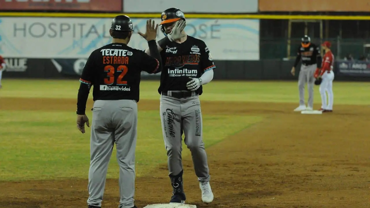 Los Naranjeros ya están del otro lado