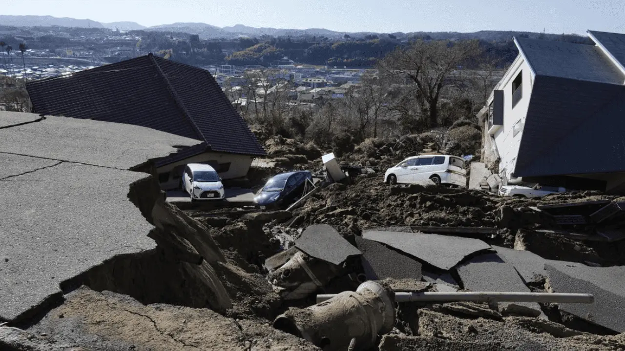 Suman 126 fallecidos y 211 desaparecidos por terremoto en Japón