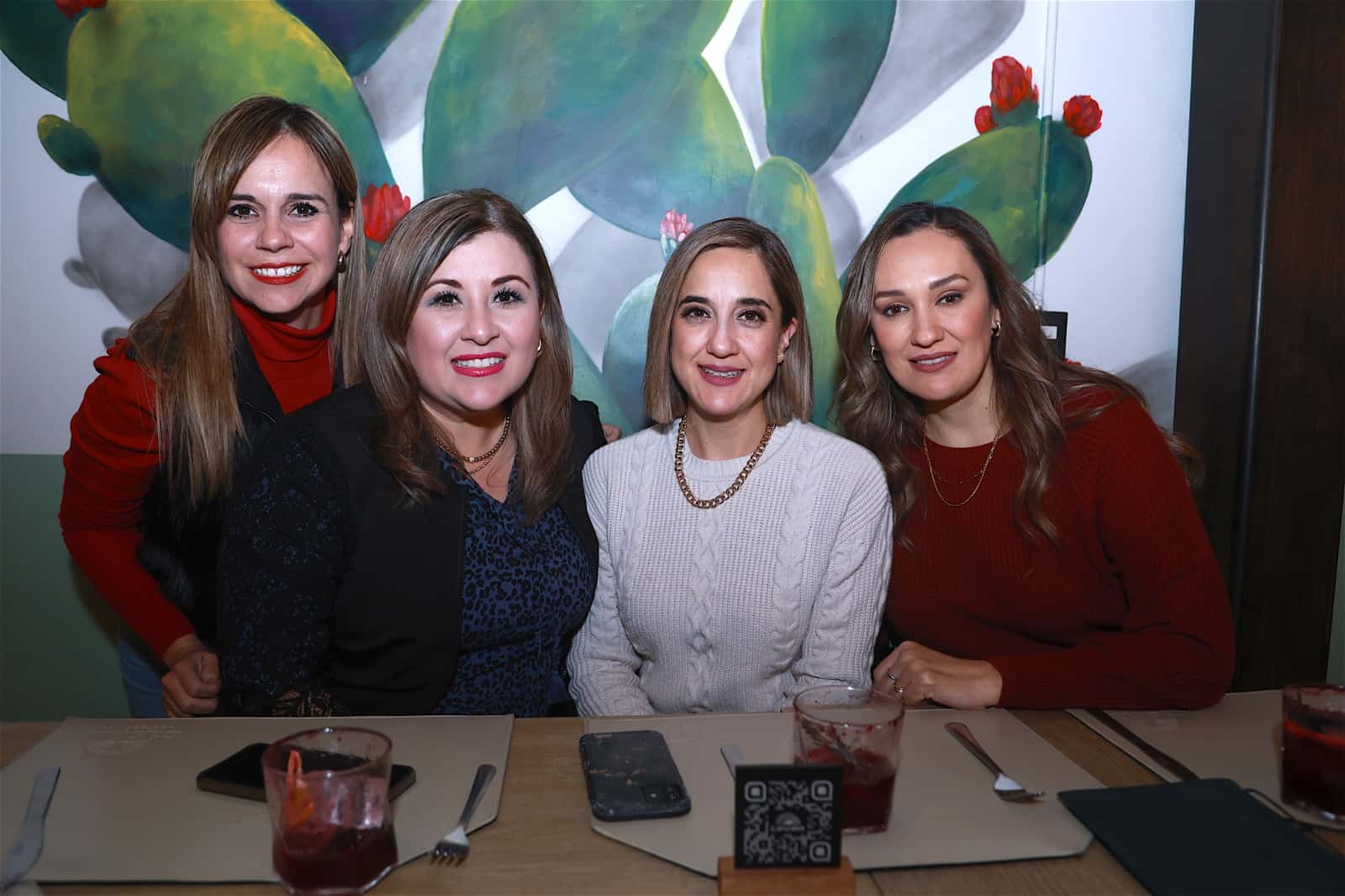 Tienen una agradable convivencia en Casona Obregón 55