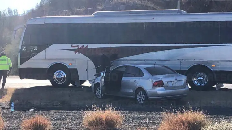 El choque se debió a un corte de circulación por parte del sedán. (Foto: Jesús Ballesteros/EXPRESO)