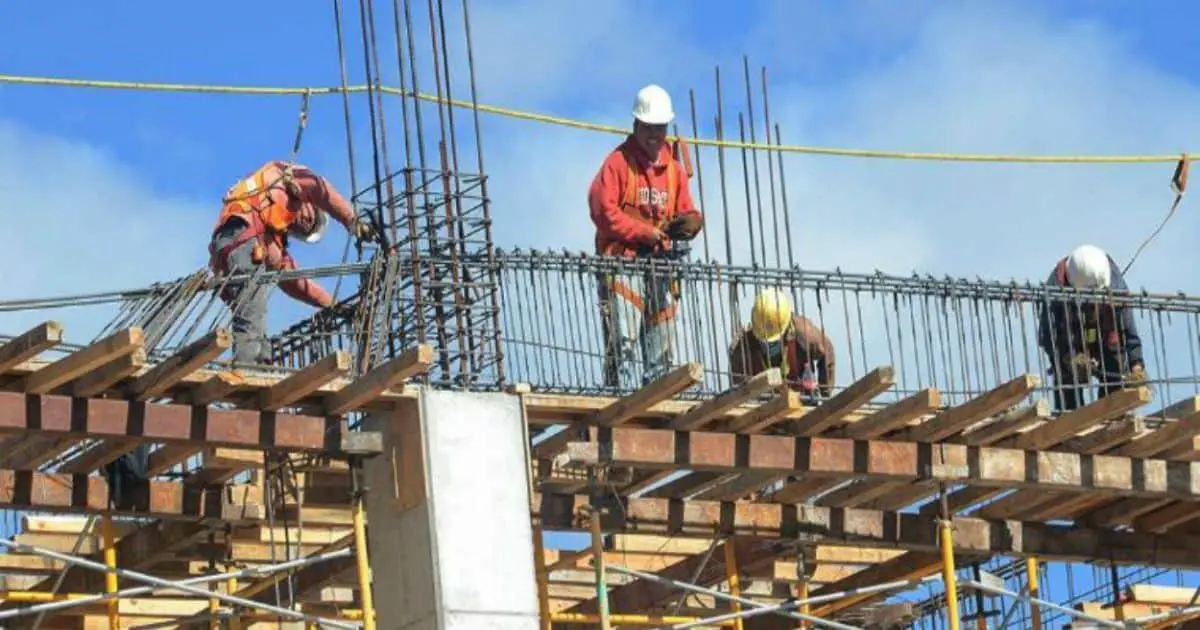 Aumentos del IEPS afectará en la construcción: CMIC