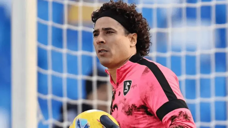 Guillermo Ochoa regresó a la titularidad con Salernitana. (Foto: Cortesía)