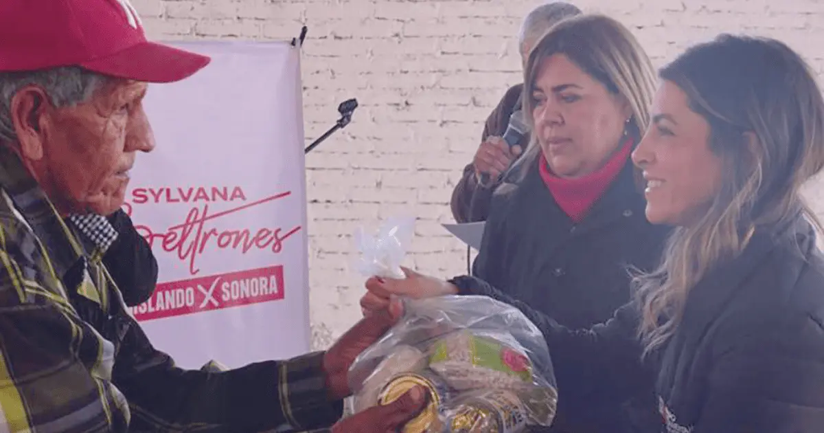 Sylvana Beltrones entrega apoyos a 486 familias