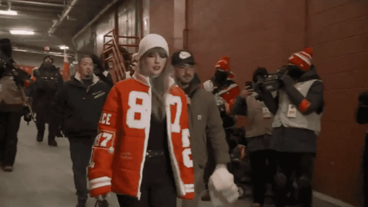 Taylor Swift asiste al partido de Travis Kelce y los Kansas City Chiefs
