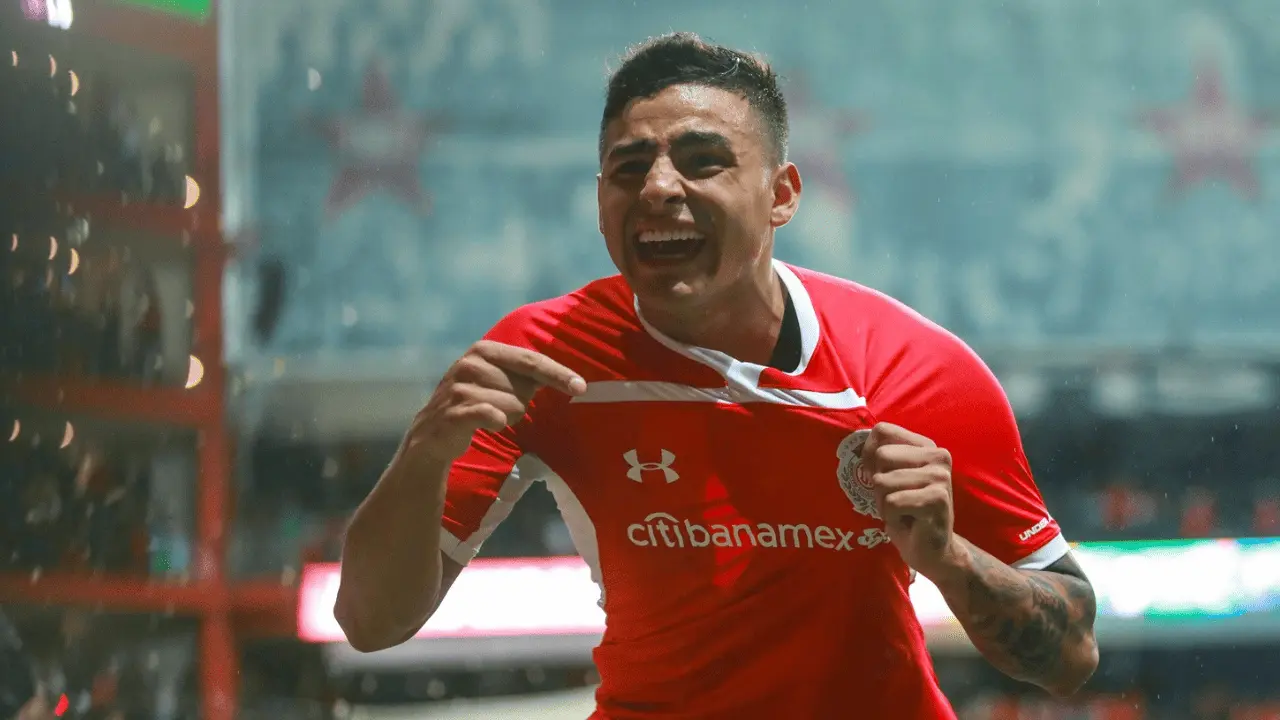 Alexis Vega va al Toluca tras llegar a acuerdo con Chivas: fuentes