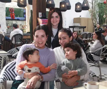 En Casona Obregón 55 disfrutan una agradable tarde