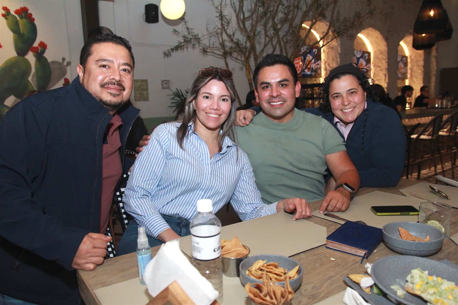 En Casona Obregón 55 disfrutan una agradable tarde