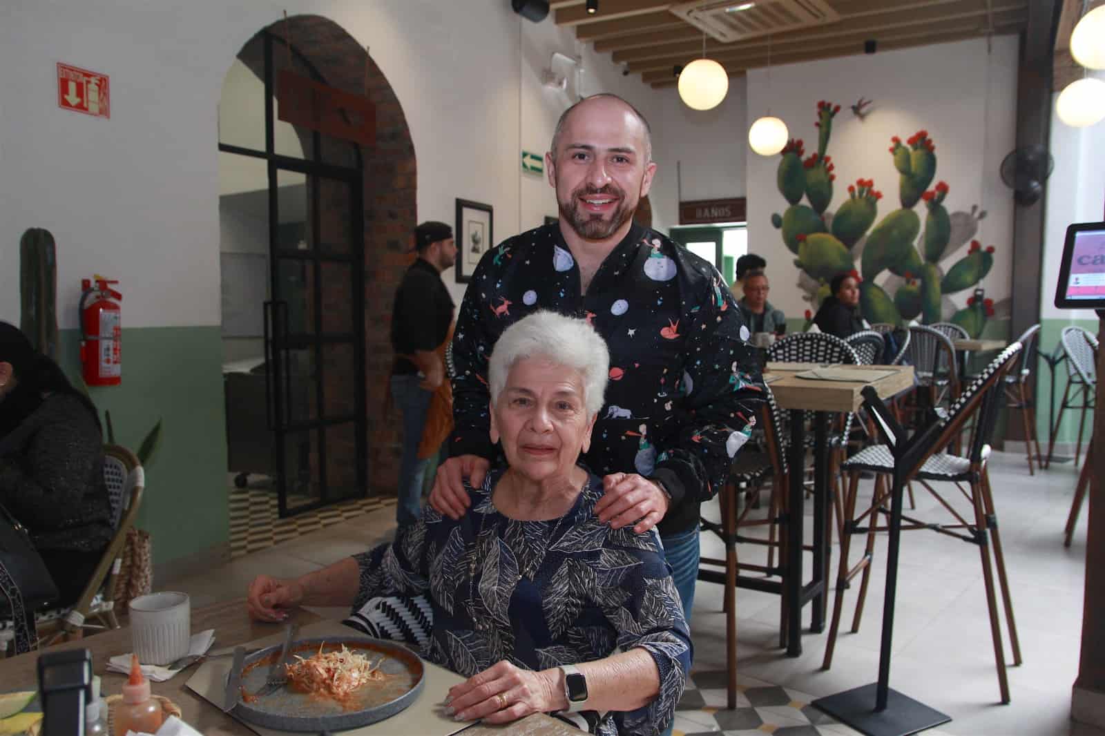 En Casona Obregón 55 disfrutan una agradable tarde