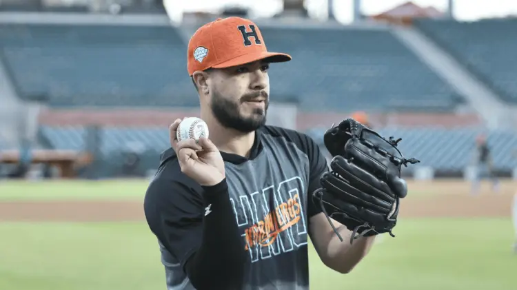Manny Barreda ya entrenó con el equipo de cara a la serie final. (Foto: Especial / EXPRESO)