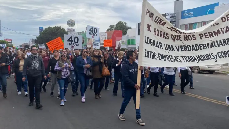 Trabajadores de CTM en Cajeme marchan por reducción de la jornada laboral
