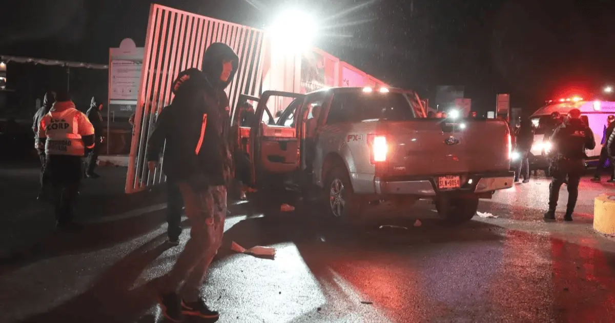 Reportan detenidos por arrollar a aficionados de Rayados en el TSM