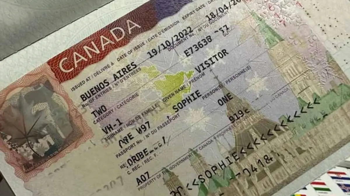 Canadá establece límite temporal en visas de estudiantes extranjeros