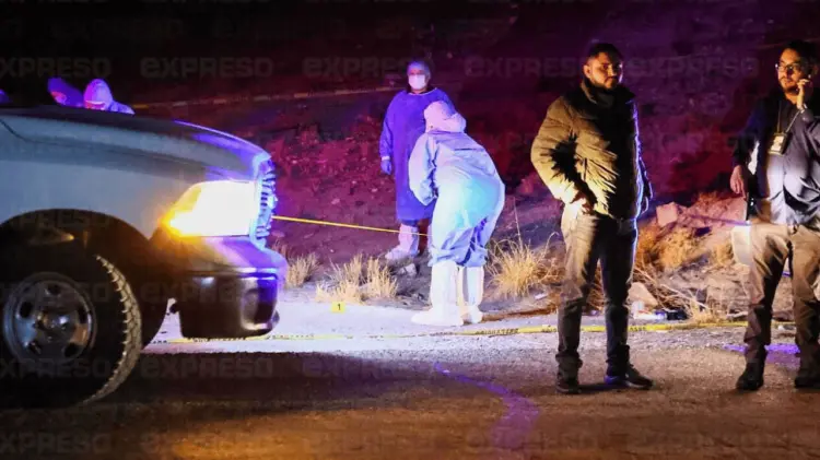 El cuerpo sin signos vitales se encontraba a la orilla de la carretera (Foto: Cristian Ruiz/EXPRESO)