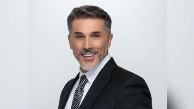 Sergio Mayer comentó que incluso su esposa le ayuda en este proyecto. (Foto: Especial/EXPRESO)