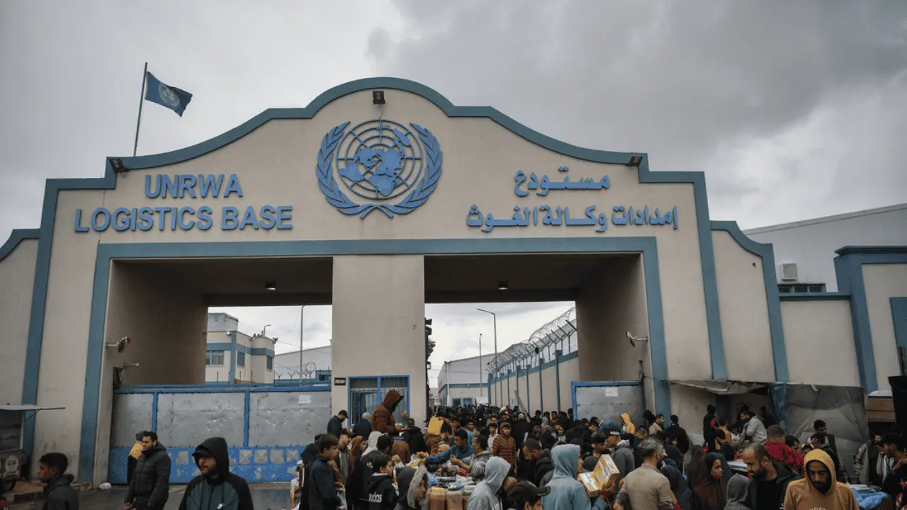 Canadá suspende financiamiento a agencia de la ONU por vínculos con Hamas