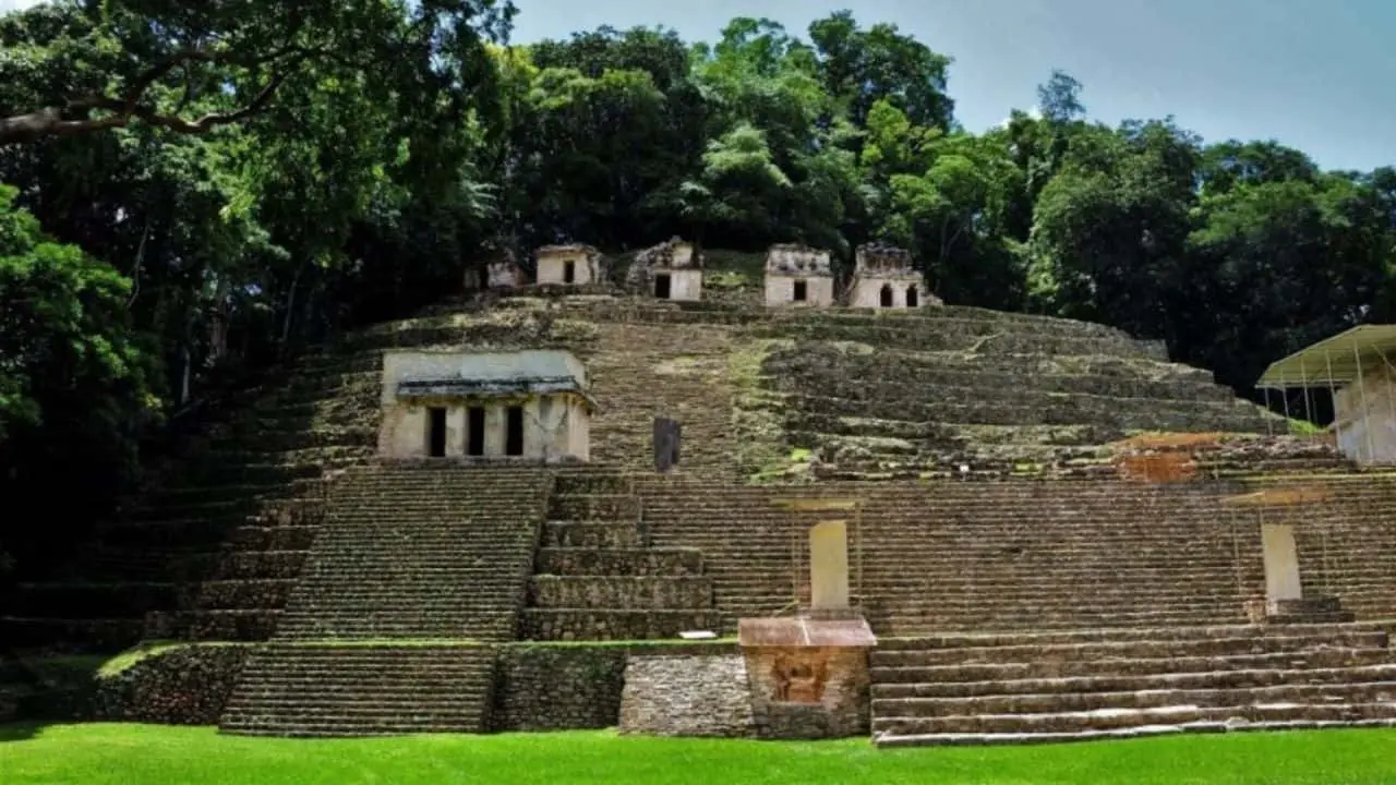 Turistas se quejan de cobro de derecho de piso en Bonampak y Yaxchilán