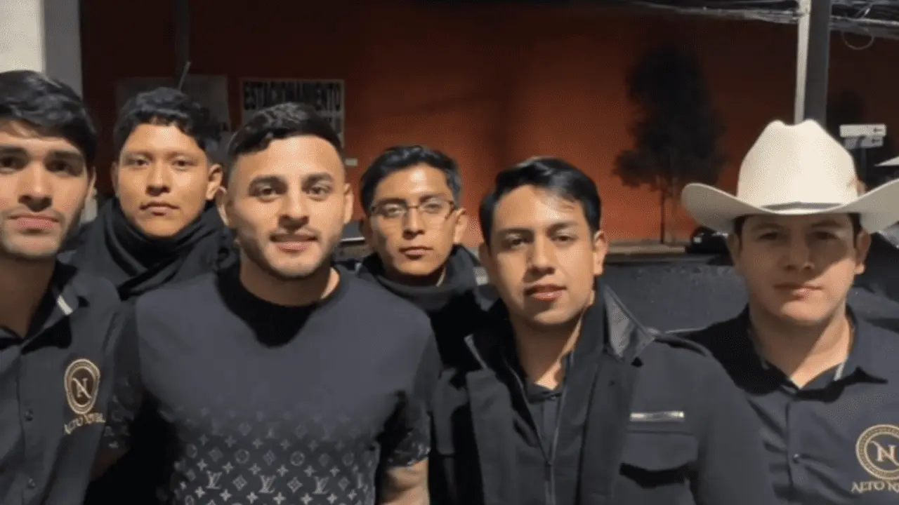 Alexis Vega sale de fiesta antes de debutar con el Toluca