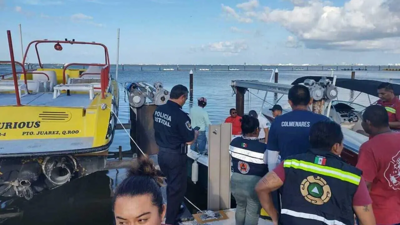 Al menos 3 personas murieron tras el hundimiento de embarcación en QR