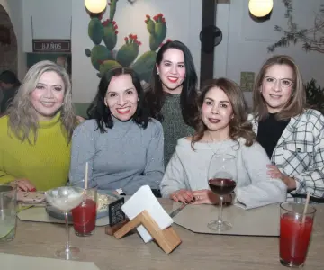 En Casona Obregón 55 disfrutan amena convivencia