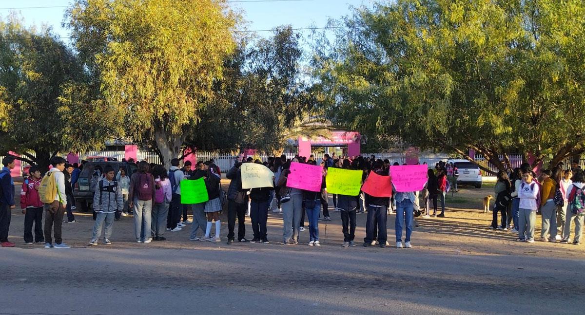 Exigen camión escolar en secundaria de Navojoa